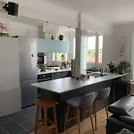 Convenience & Charm With A View * Maisons-Laffitte